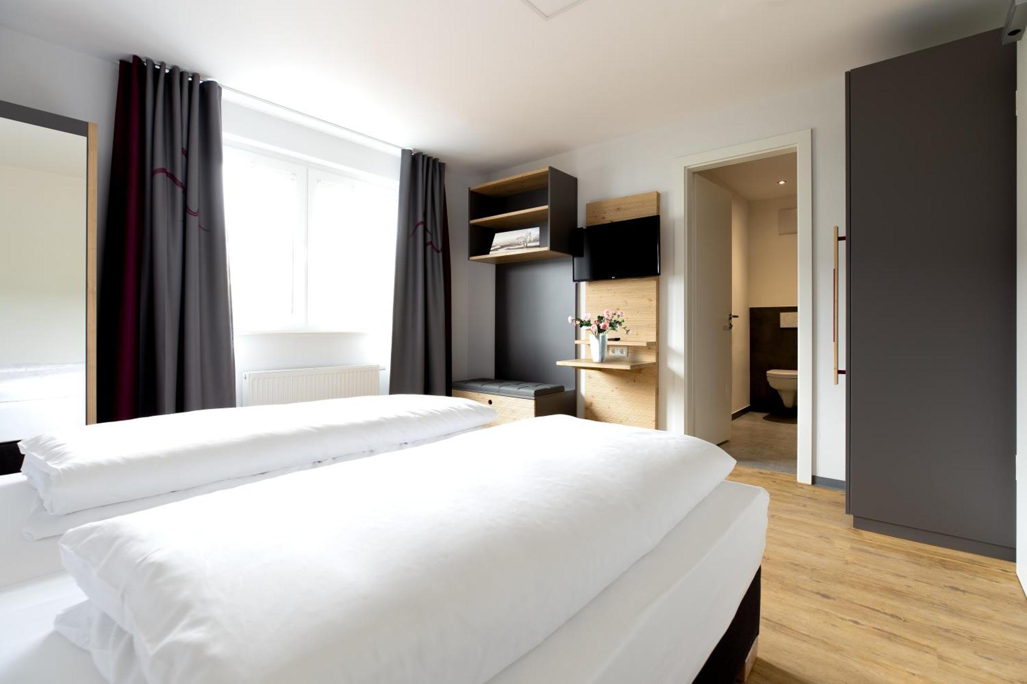 Hotel K1 3*